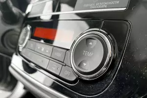 Mitsubishi  4