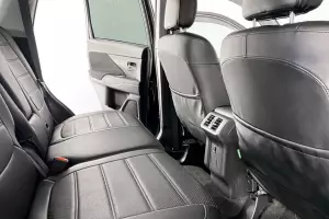 Mitsubishi  2