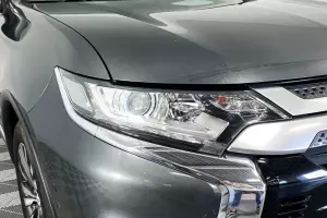 Mitsubishi  13