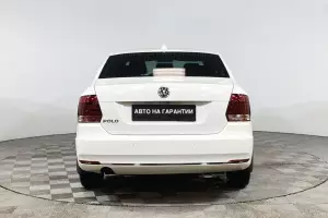 Volkswagen  5