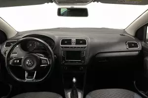 Volkswagen  9