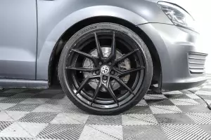 Volkswagen  7