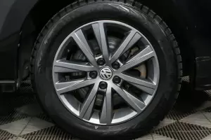 Volkswagen  5