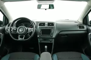 Volkswagen  6