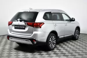 Mitsubishi  4