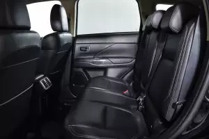 Mitsubishi  15
