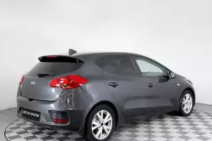 Kia  16