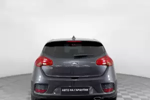 Kia  15