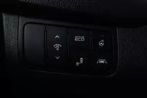 Kia  6
