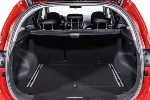 Kia  15