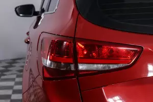 Kia  14