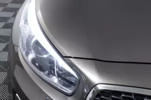 Kia  11