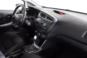 Kia  7