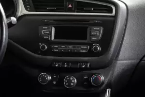 Kia  8