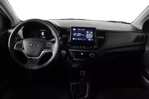 Hyundai  12