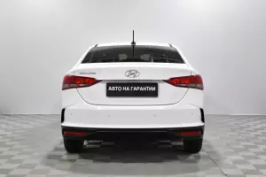 Hyundai  4