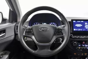 Hyundai  7