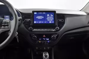 Hyundai  9