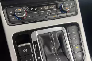 Geely  9