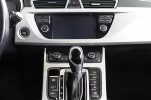 Geely  8