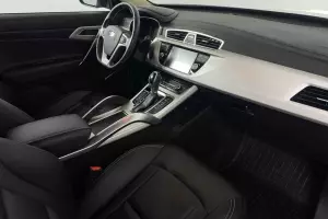 Geely  7
