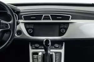 Geely  10
