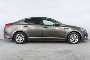 Kia  3
