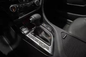 Kia  9