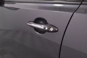 Kia  14