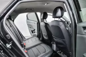 Hyundai  15