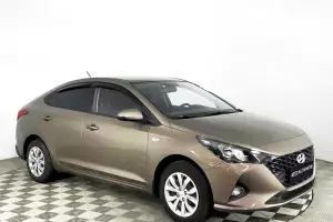 Hyundai  10