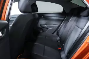 Hyundai  16