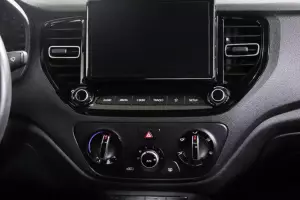 Hyundai  8