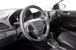 Hyundai  9
