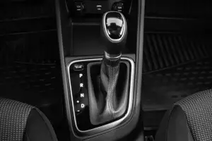 Hyundai  6