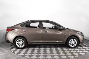 Hyundai  18
