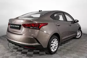 Hyundai  17