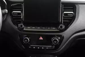 Hyundai  8