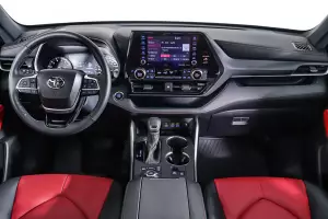 Toyota  10