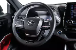 Toyota  14