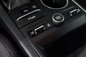 Kia  11