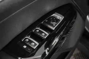 Kia  7