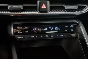 Kia  3