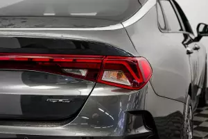 Kia  17