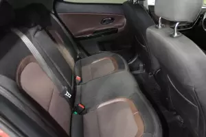 Kia  14