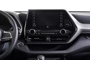 Toyota  1