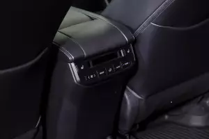 Toyota  7