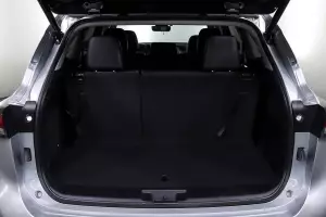 Toyota  18