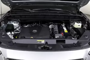 Toyota  17