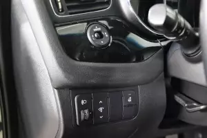 Kia  12